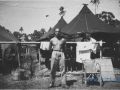 264 Soldatenvriend H Schutte  tentenkamp Makassar 1947