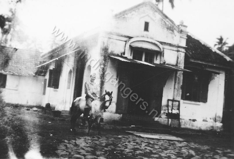 72b   Mijn huis in Soekaredjo november 19479